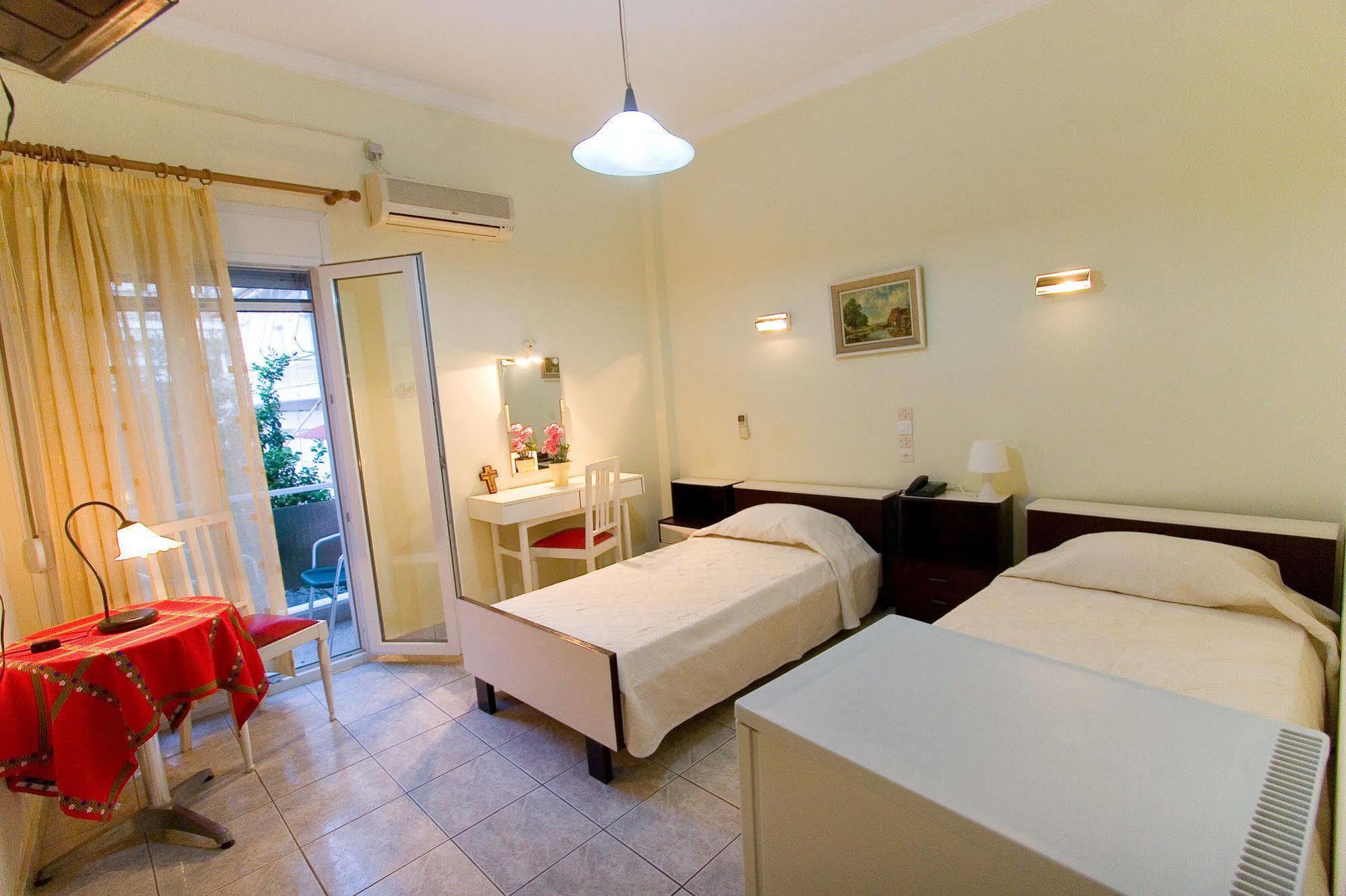 Oceanis Hotel Loutra Edipsou  Exterior photo